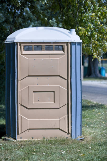 Best Portable toilet rental cost  in Edgecliff Village, TX