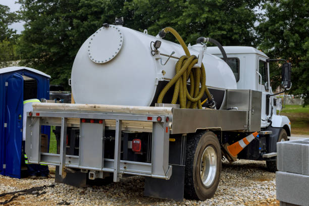Affordable portable toilet rental in Edgecliff Village, TX